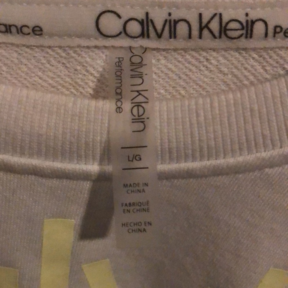 Calvin Klein Performance - Picture 3 of 3